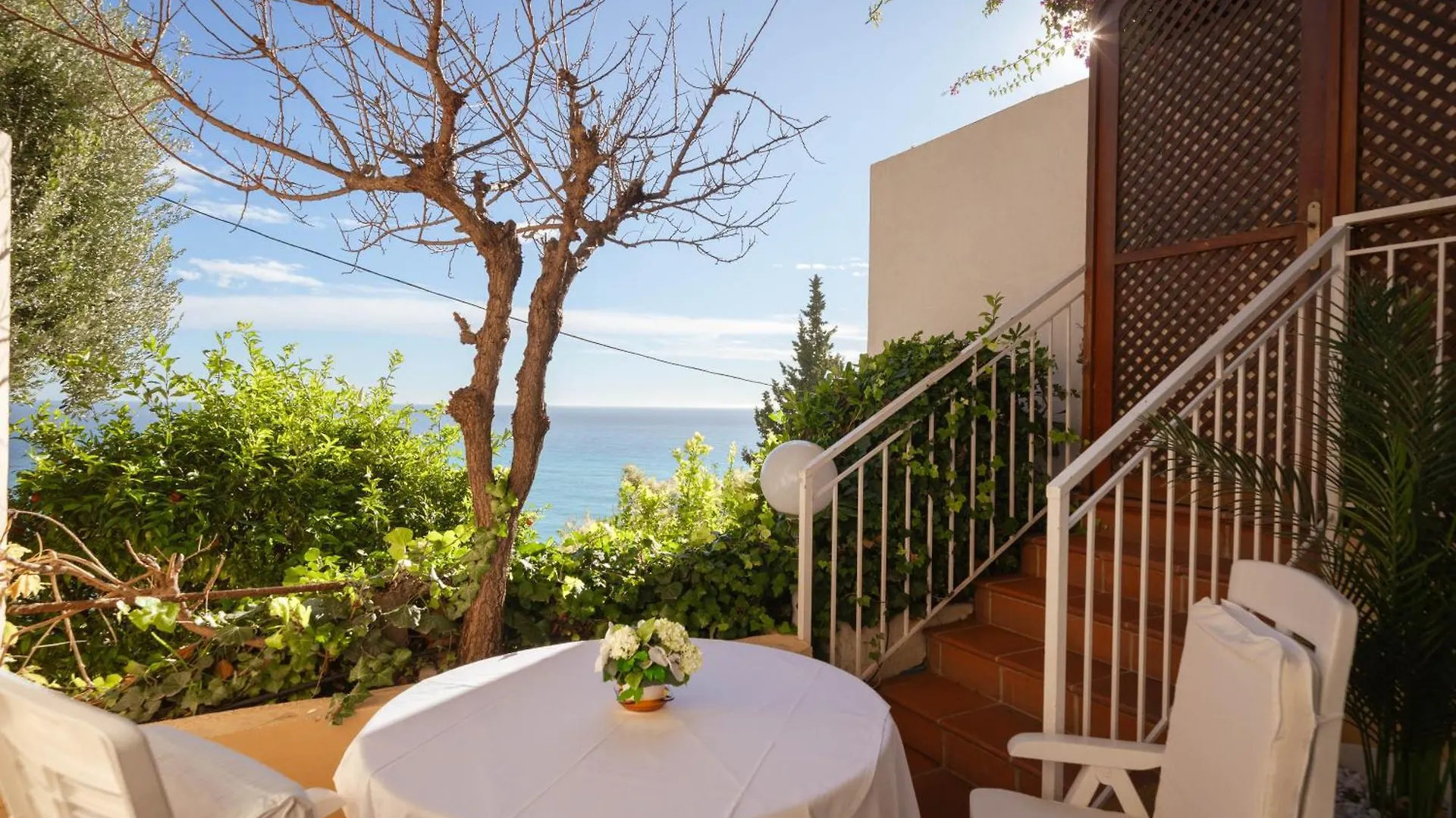 Hotel Le Roquebrune