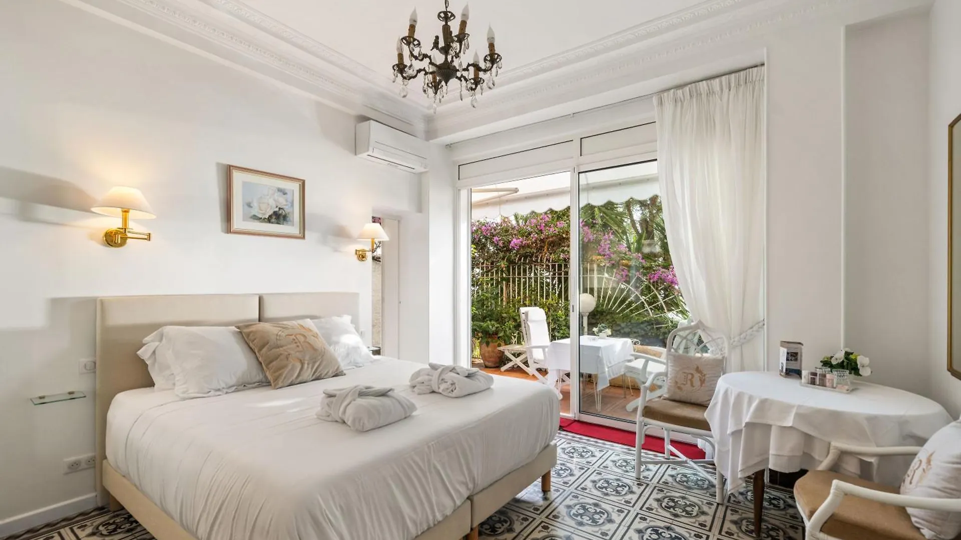 Hotel Le Roquebrune