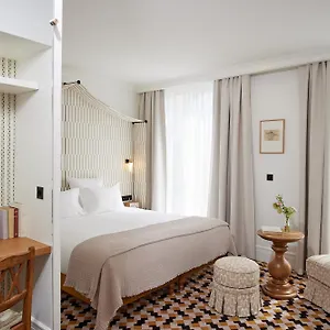 Noucha Frankreich