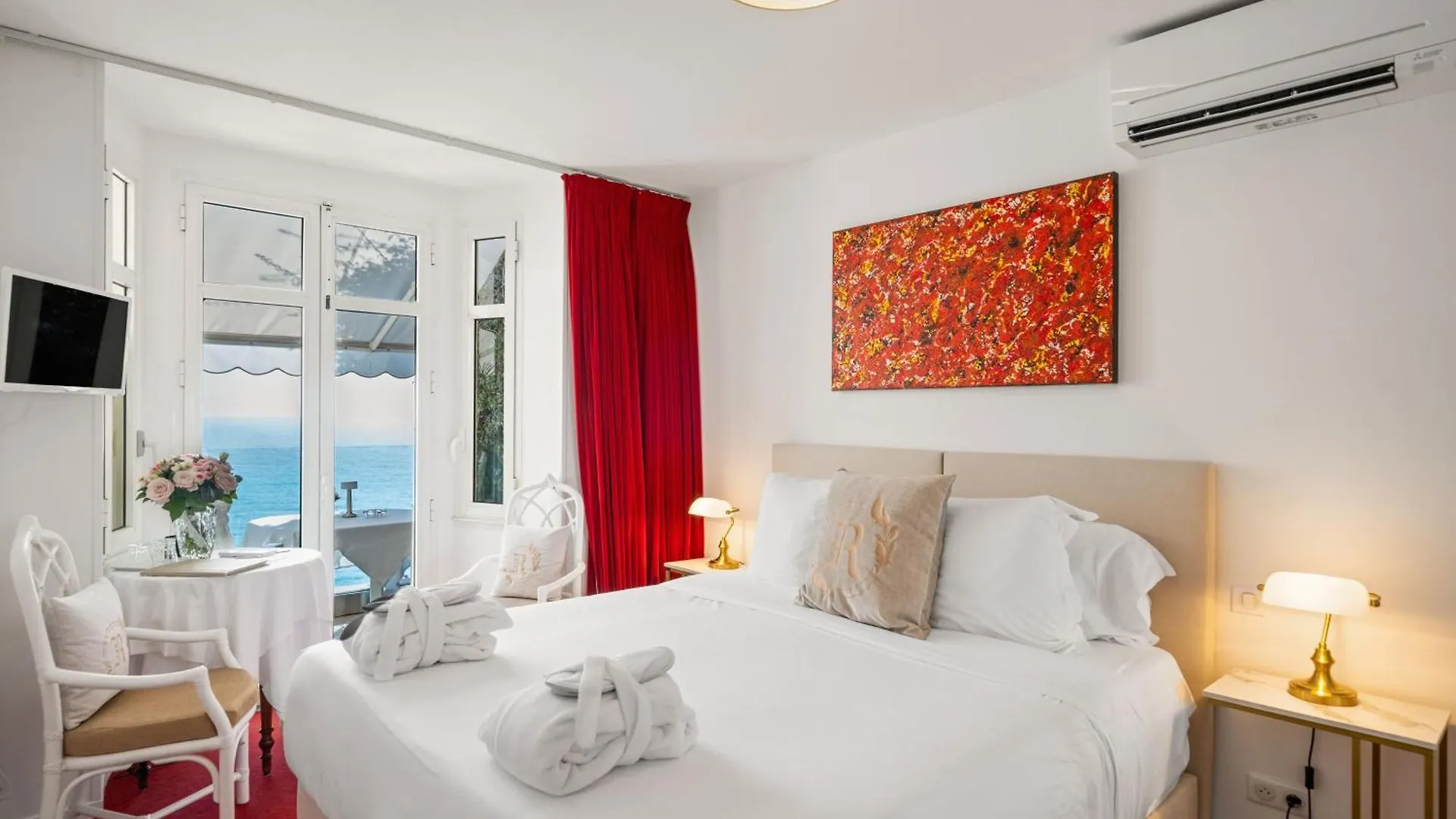 Hotel Le Roquebrune 4*, רוקברון-קאפ-מרט צרפת