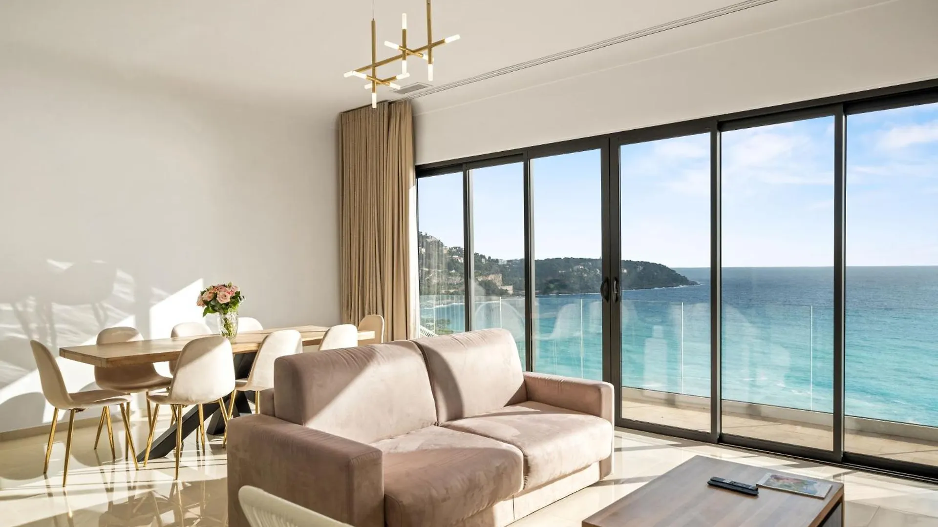 Hotel Le Roquebrune