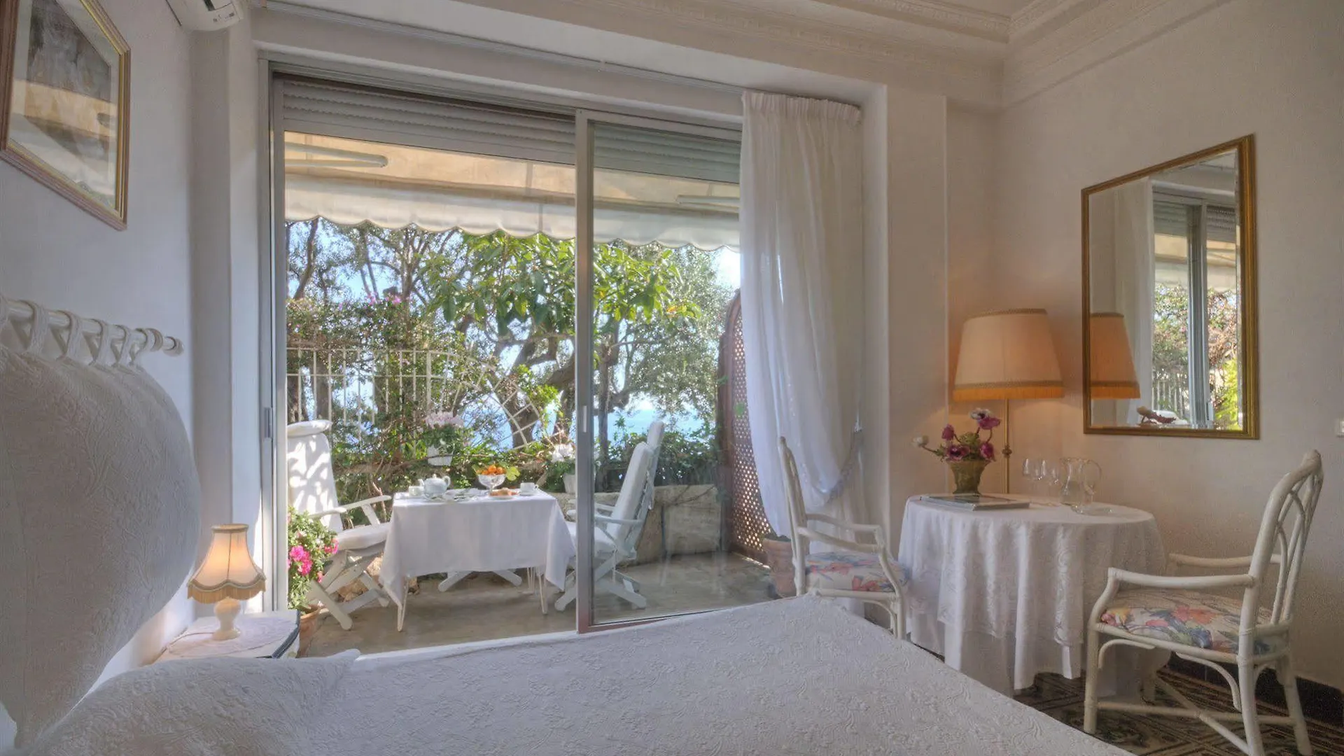 Hotel Le Roquebrune